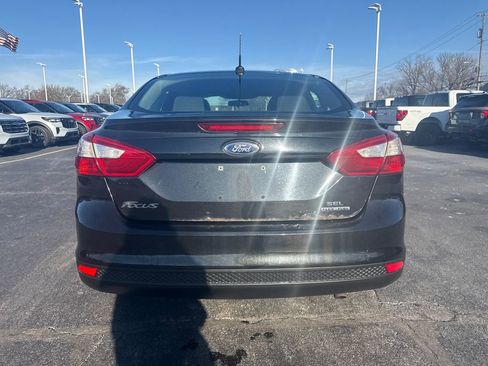 Used 2012 Ford Focus SEL w/ SEL/Titanium Winter Pkg image 8