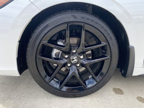 Certified 2024 Honda Civic Sport image 31
