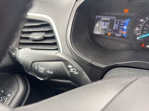 Used 2023 Ford Edge Titanium AWD/4WD image 26