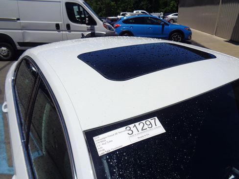 Used 2018 Volkswagen Passat 2.0T SE image 13