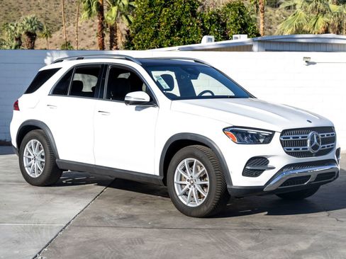 Used 2024 Mercedes-Benz GLE 350 4MATIC image 2