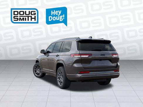 New 2026 Jeep Grand Cherokee L Summit w/ Obsidian Package AWD/4WD image 3