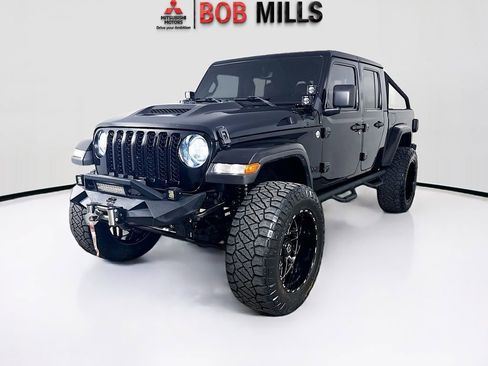 Used 2021 Jeep Gladiator Sport AWD/4WD image 3