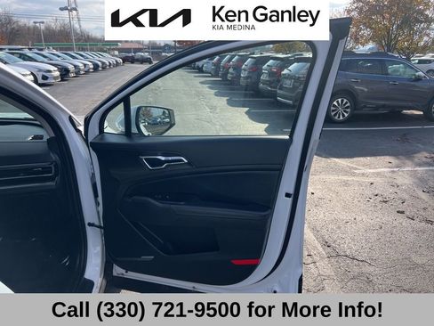 Certified 2025 Kia Sportage EX image 59