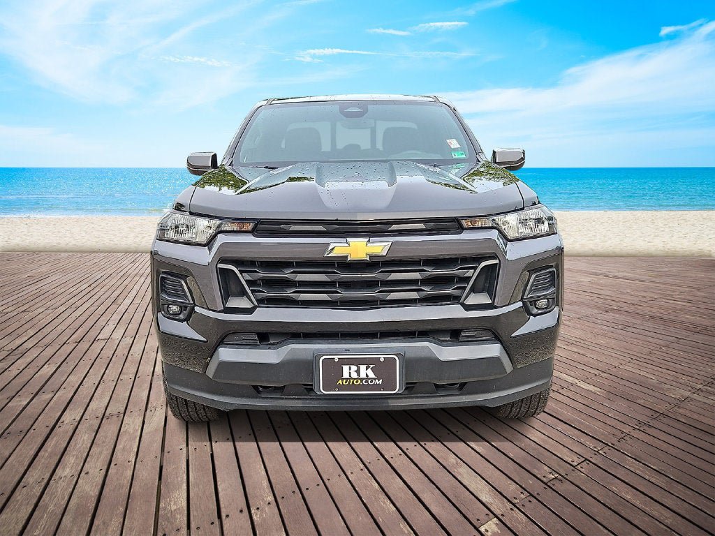 Certified 2023 Chevrolet Colorado LT w/ LT Convenience Package AWD/4WD image 2