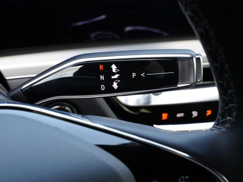 New 2025 Cadillac Lyriq Luxury image 12