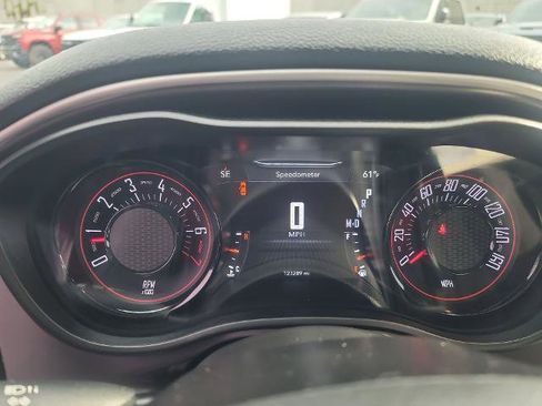 Used 2022 Dodge Challenger SXT w/ Blacktop Package image 11