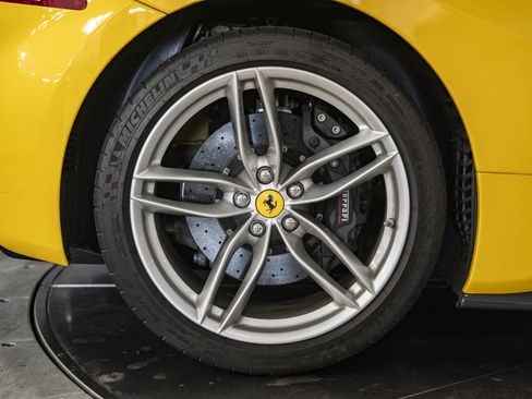 Used 2018 Ferrari 488 Spider RWD image 26