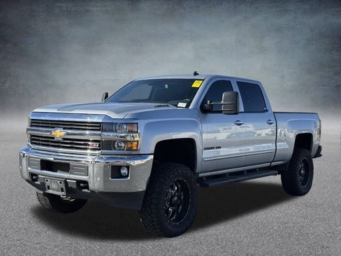 Used 2015 Chevrolet Silverado 3500 LTZ w/ Duramax Plus Package image 7