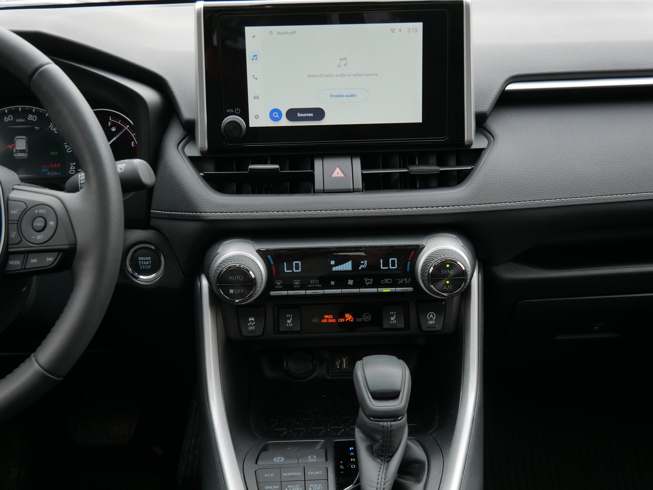 Used 2025 Toyota RAV4 XLE w/ Convenience Package AWD/4WD image 15
