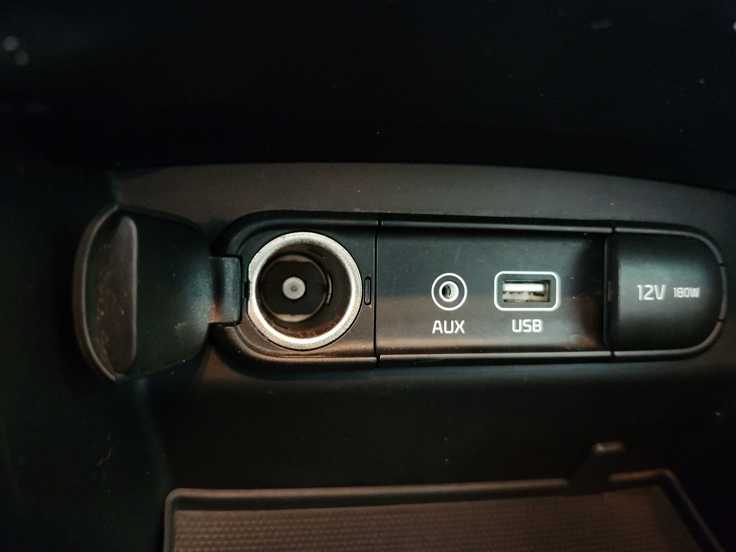 Used 2016 Kia Sorento FWD image 25