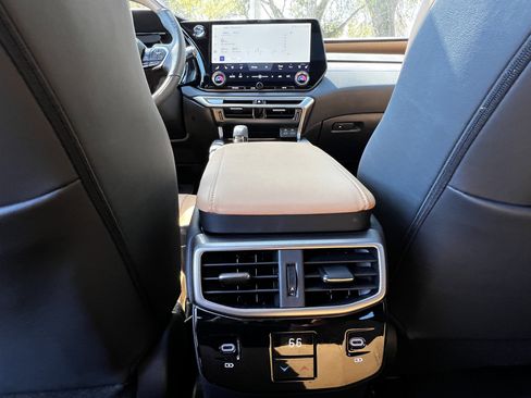 Used 2025 Lexus RX 350 Premium w/ Accessory Package image 37