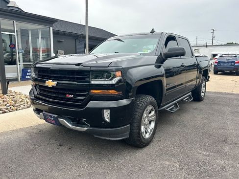 Used 2018 Chevrolet Silverado 1500 LT w/ All Star Edition AWD/4WD image 1