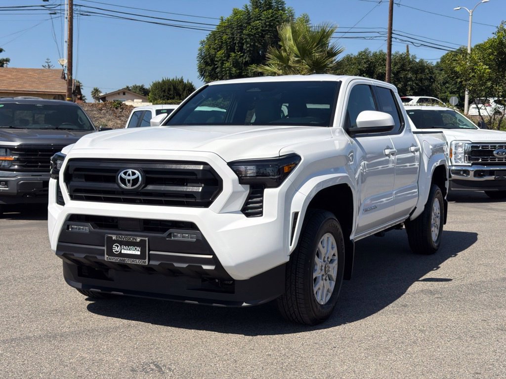 Used 2026 Toyota Tacoma SR5 AWD/4WD image 4