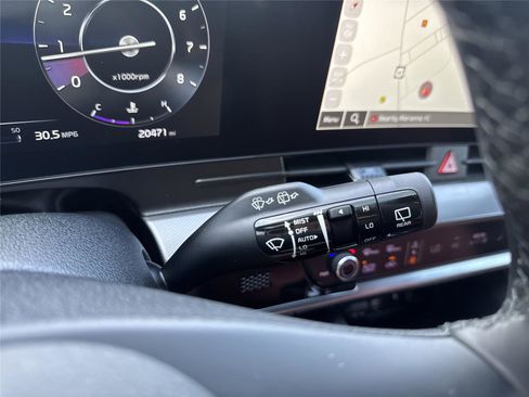 Used 2023 Kia Sportage SX image 24