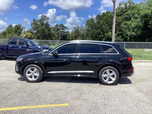 Used 2023 Audi Q7 2.0T Premium w/ Convenience Package AWD/4WD image 9