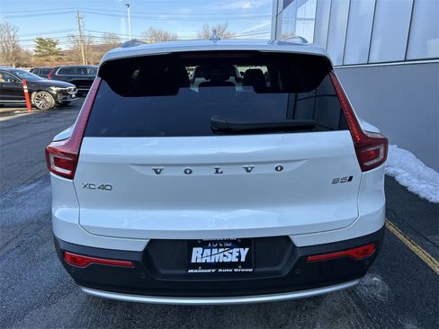 Certified 2023 Volvo XC40 B5 Plus w/ Protection Package Premier image 26