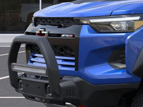 New 2026 Chevrolet Colorado ZR2 w/ Off-Road Front Bumper Package image 13
