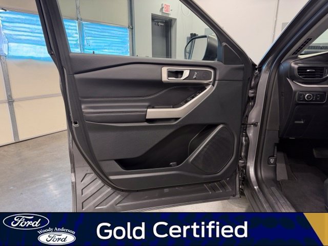 Certified 2024 Ford Explorer XLT w/ Equipment Group 202A RWD image 22