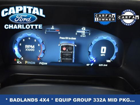 Used 2025 Ford Bronco Badlands image 15