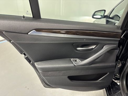 Used 2015 BMW 535i Sedan image 32