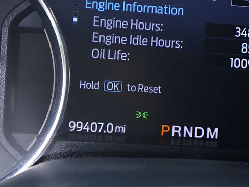 Used 2020 Ford Expedition XLT w/ Equipment Group 202A RWD image 2