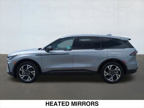 New 2024 Lincoln Nautilus Premier w/ Equipment Group 102A image 3