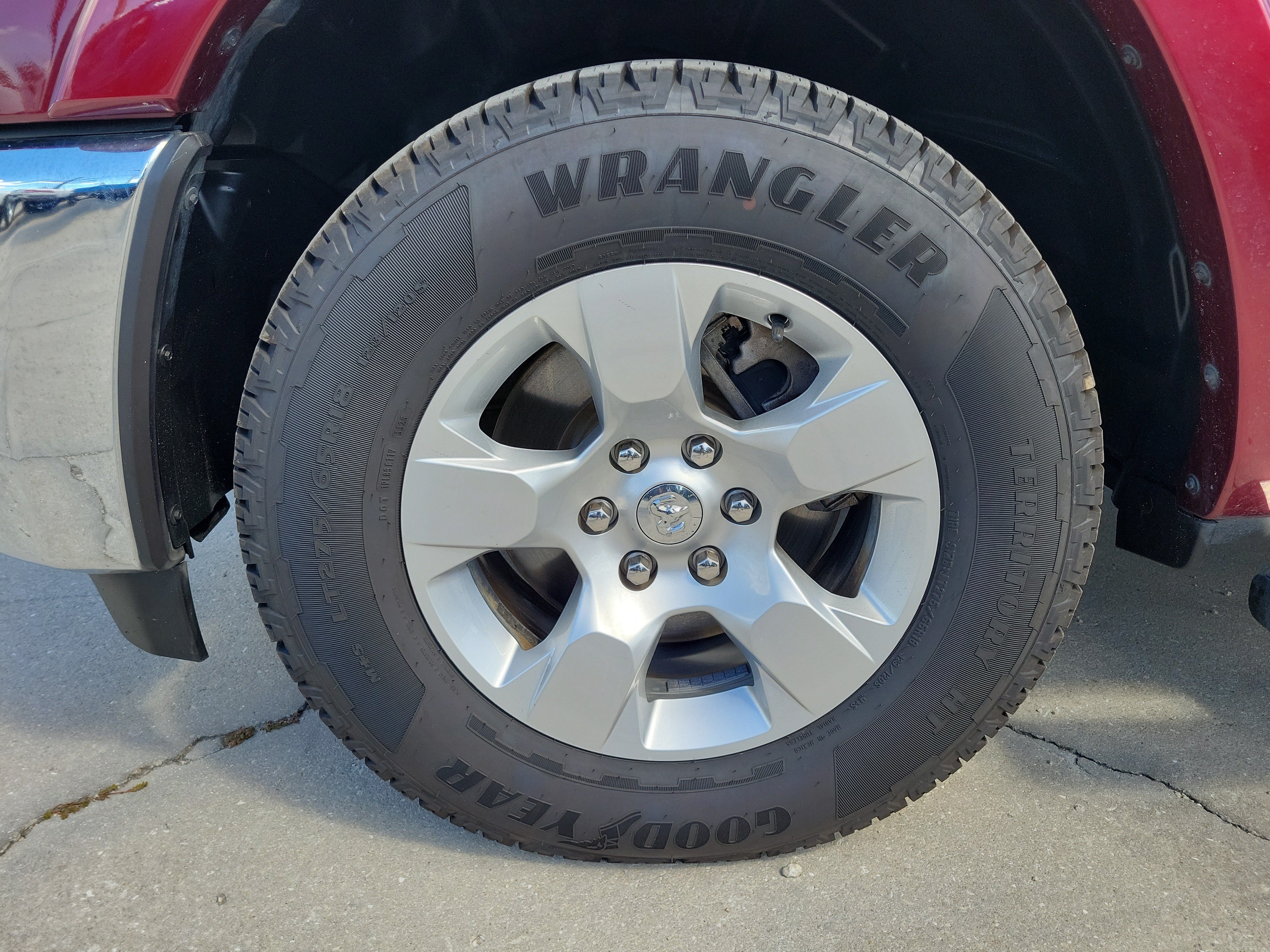 Used 2025 RAM 1500 Big Horn RWD image 9