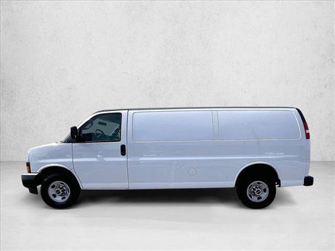 Used 2020 GMC Savana 2500 Extended w/ Driver Convenience Package RWD image 6