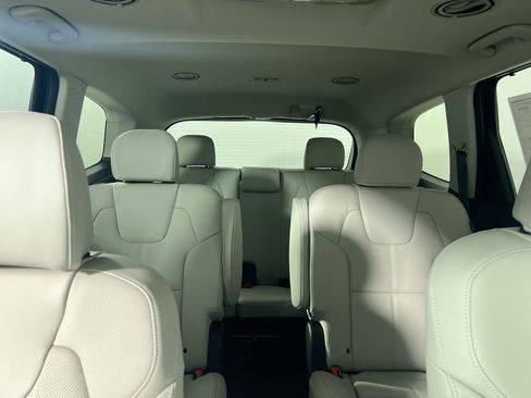 New 2025 Kia Telluride EX w/ EX Captain's Chair Package image 35