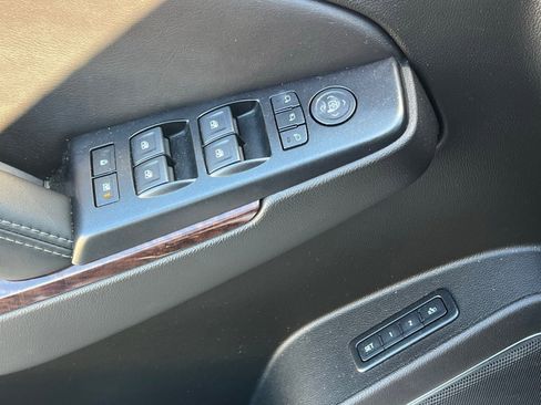 Used 2018 GMC Yukon SLT w/ Open Road Package image 29