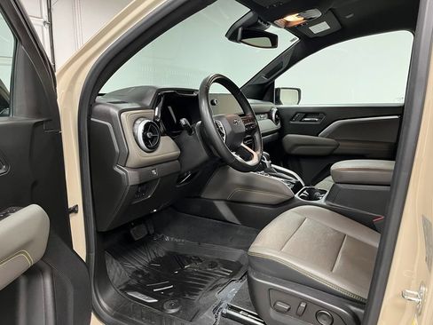 Used 2023 Chevrolet Colorado ZR2 w/ ZR2 Convenience Package III AWD/4WD image 20