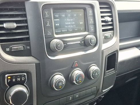 Used 2019 RAM 1500 Express AWD/4WD image 19
