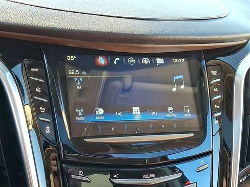 Used 2020 Cadillac Escalade Premium Luxury w/ LPO, Radiant Package image 20