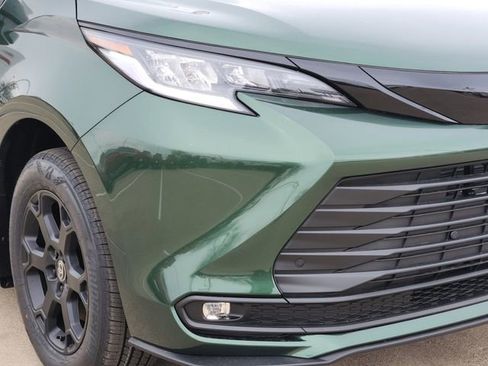 New 2026 Toyota Sienna XLE Woodland Edition image 6