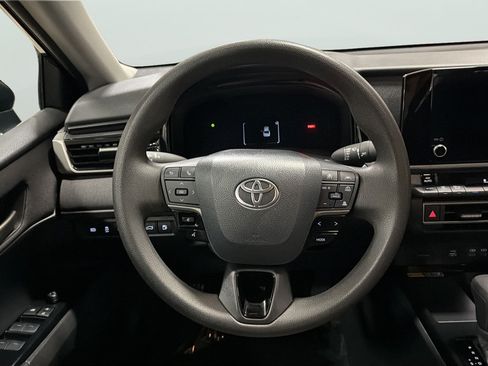 Used 2025 Toyota Camry LE FWD image 22