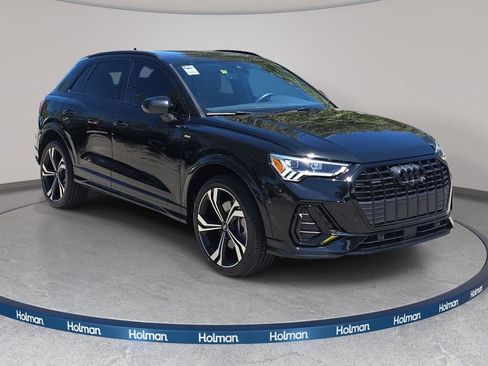 Used 2024 Audi Q3 2.0T Premium Plus w/ Premium Plus Package AWD/4WD image 4