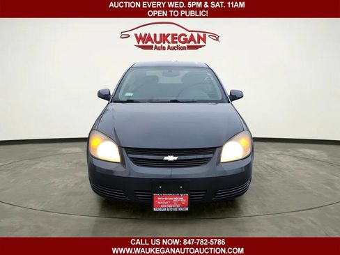 Used 2009 Chevrolet Cobalt LT image 2
