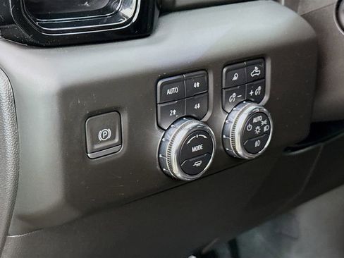 Used 2023 GMC Sierra 1500 AT4 AWD/4WD image 13