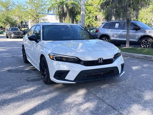 Used 2023 Honda Civic Sport image 8