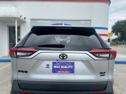 Used 2020 Toyota RAV4 XLE w/ Convenience Package AWD/4WD image 32