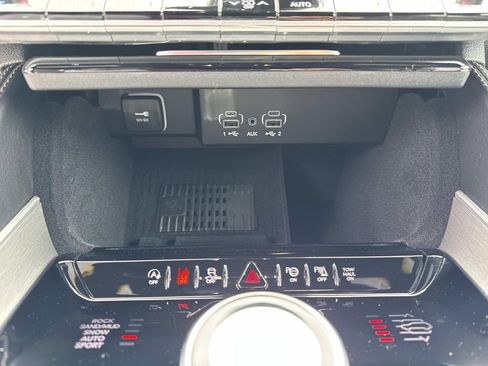 New 2026 Jeep Grand Wagoneer 4WD image 46