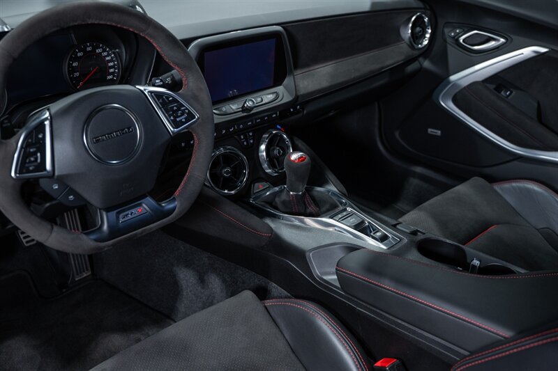 Used 2018 Chevrolet Camaro ZL1 RWD image 48
