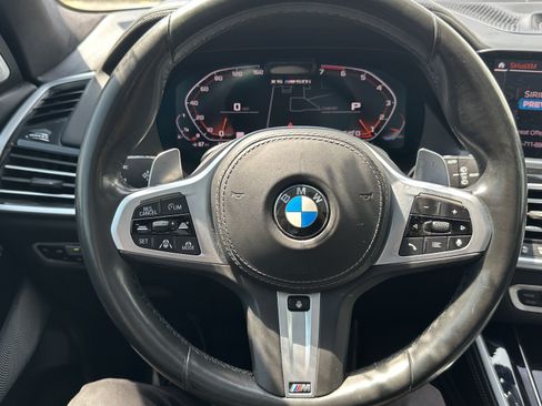 Used 2020 BMW X5 M50i AWD/4WD image 19