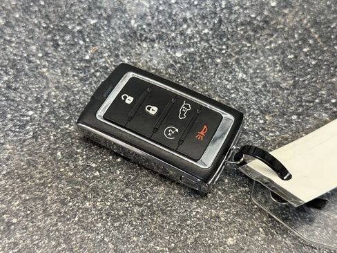 Certified 2023 Jeep Grand Cherokee L Limited w/ Black Appearance Package image 38