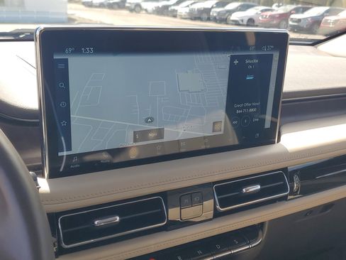 Certified 2023 Lincoln Nautilus Reserve image 16