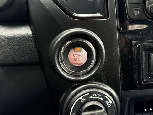 Used 2022 Nissan Titan PRO-4X w/ Pro-4x Utility Package image 19