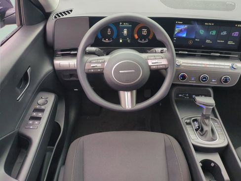 New 2026 Hyundai Kona SE FWD image 16