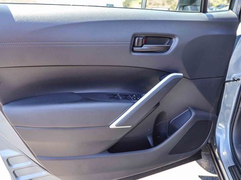 Certified 2024 Toyota Corolla Cross AWD Hybrid w/ Moonroof Package image 21