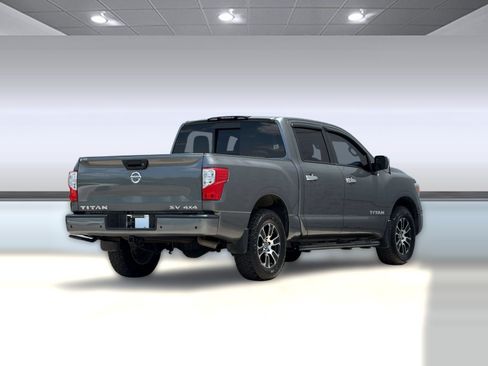 Used 2021 Nissan Titan SV w/ SV Convenience Package AWD/4WD image 9